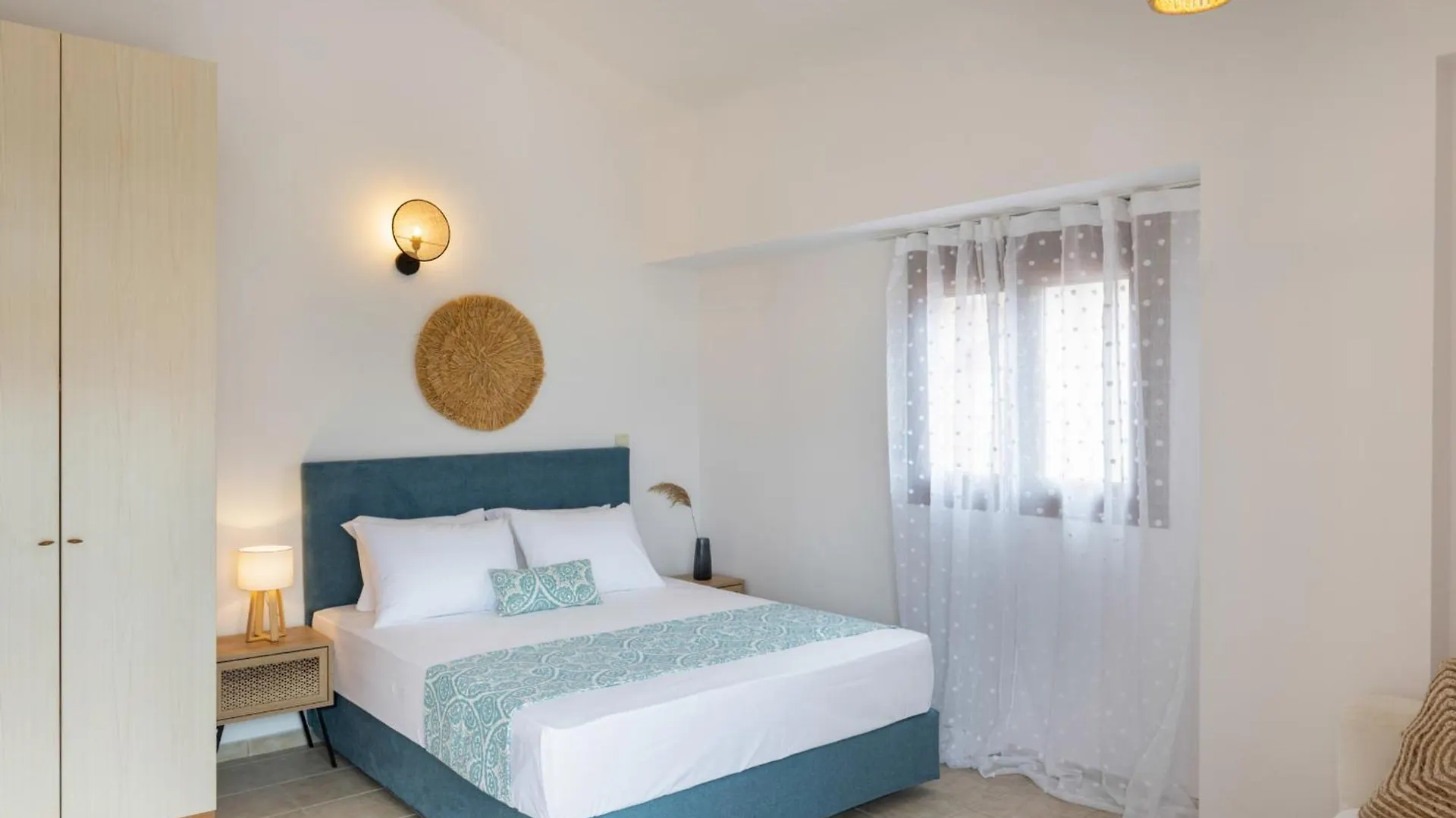 Bergamot & Myrtillo Villas With Shared Pool,Afitos #Feelslikehome Greece