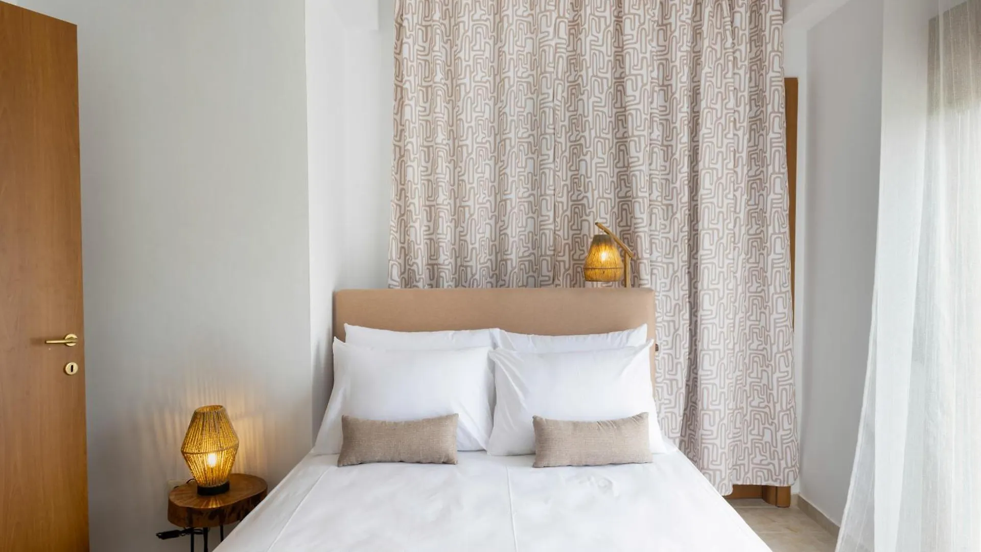 Bergamot & Myrtillo Villas With Shared Pool,Afitos #Feelslikehome Greece