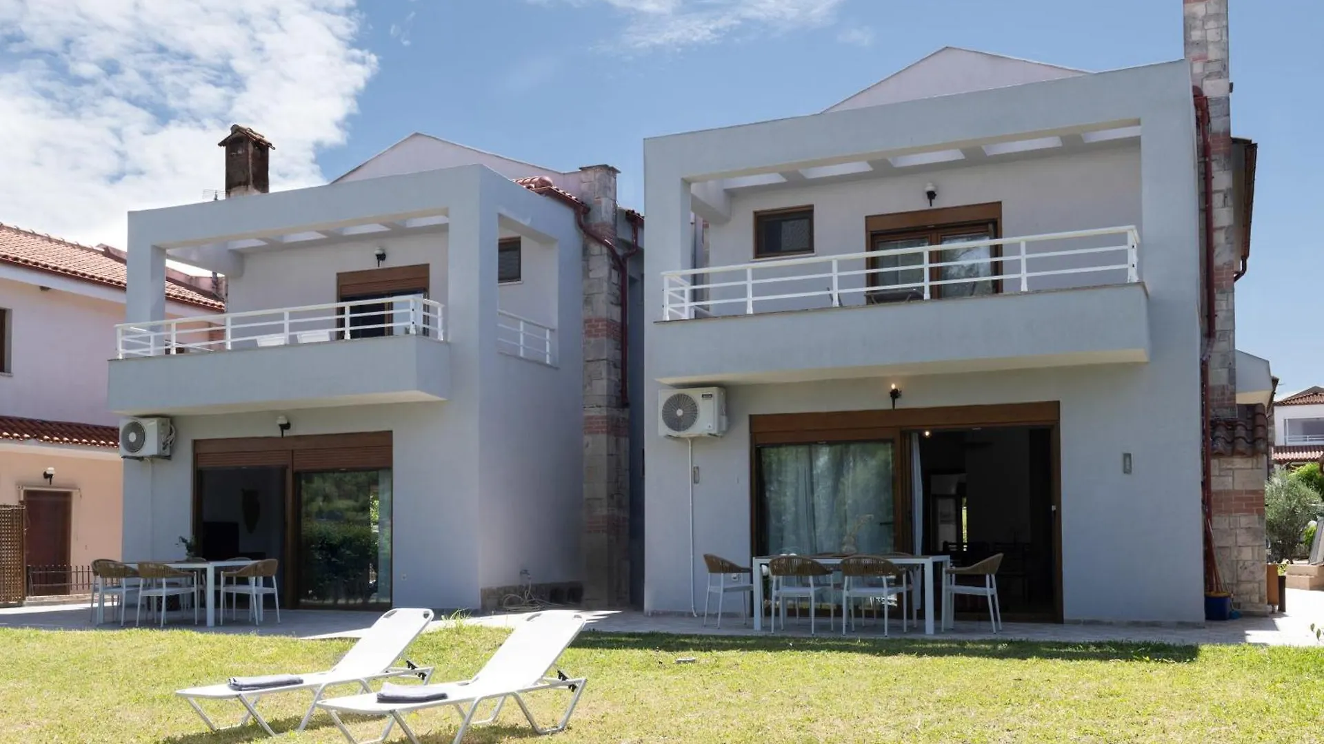 Bergamot & Myrtillo Villas With Shared Pool,Afitos #Feelslikehome 0*, Áfitos Grécia