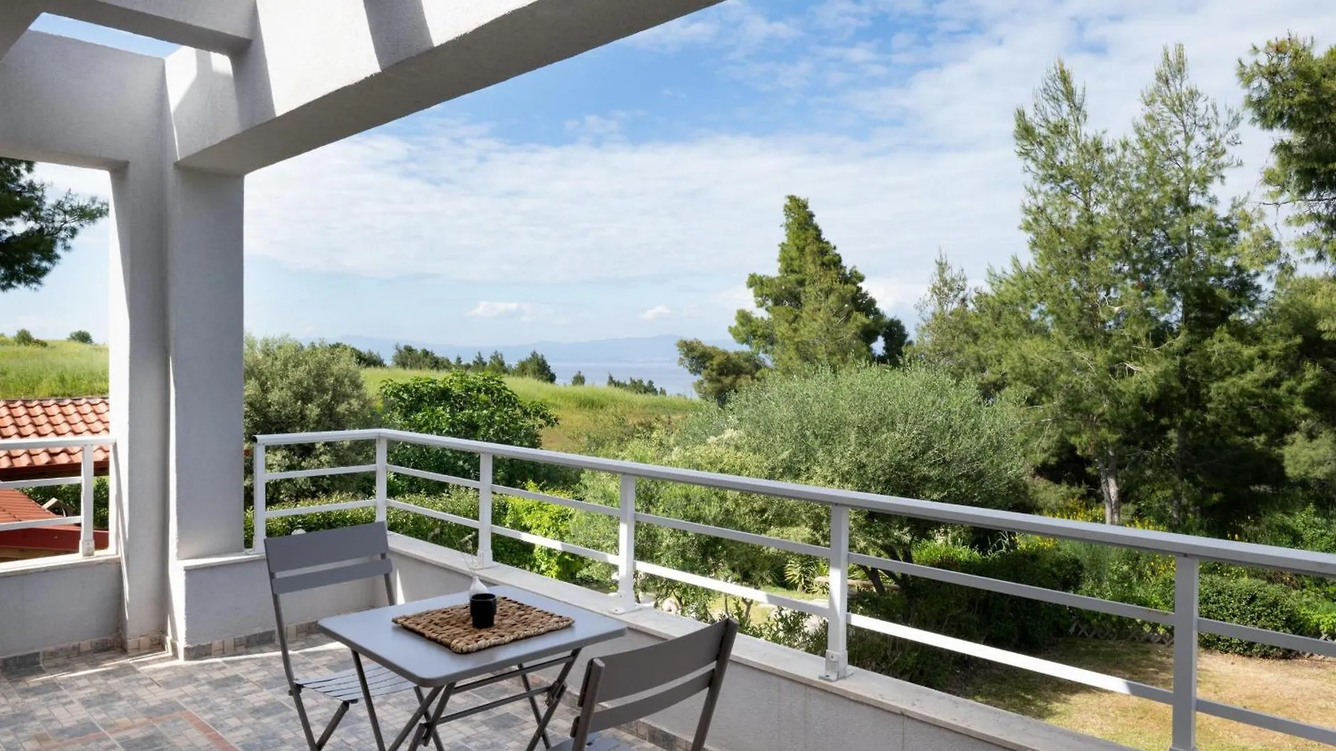 Bergamot & Myrtillo Villas With Shared Pool,Afitos #Feelslikehome 0*, Áfitos Grécia