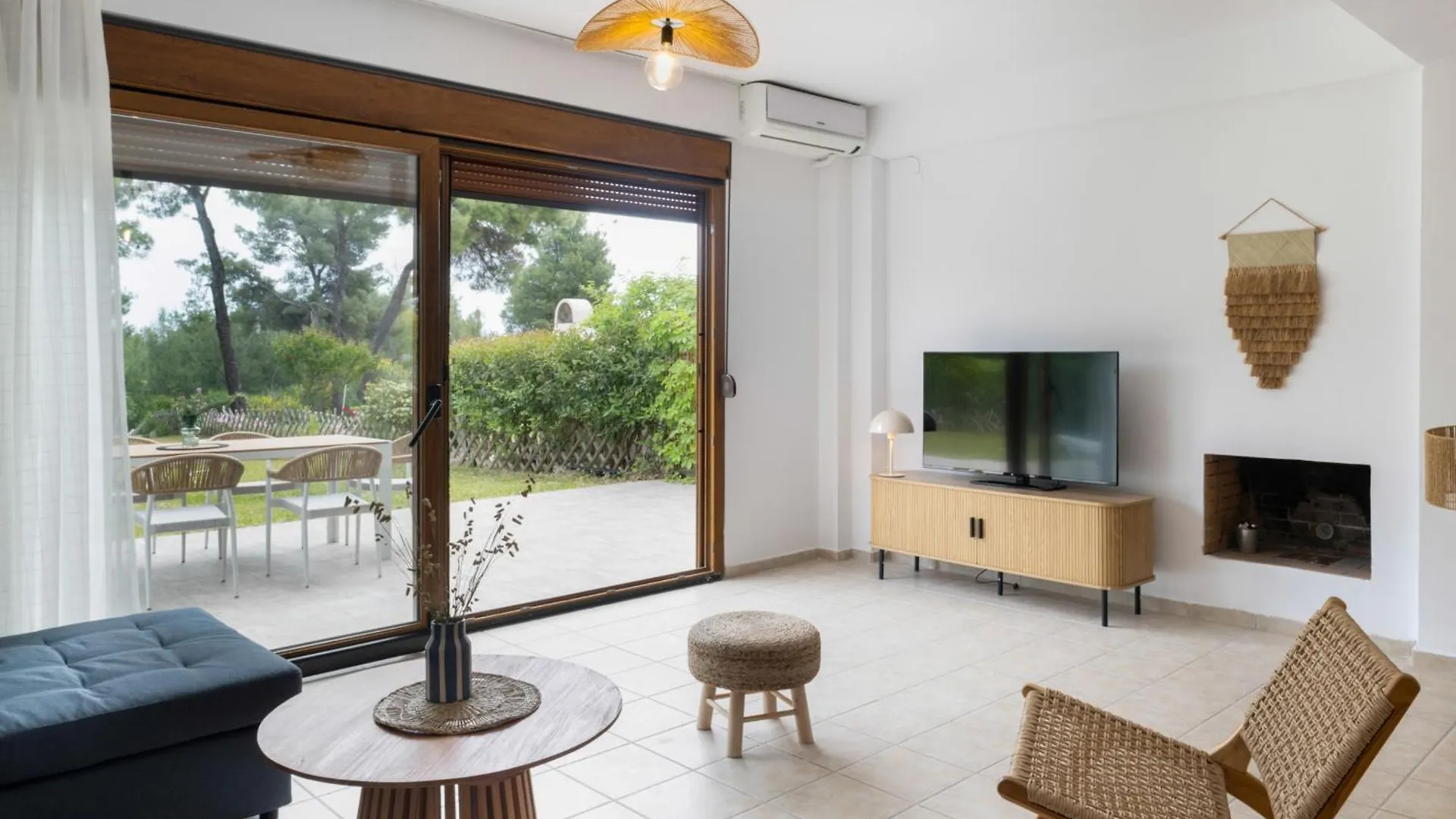Bergamot & Myrtillo Villas With Shared Pool,Afitos #Feelslikehome 0*, Áfitos Grécia